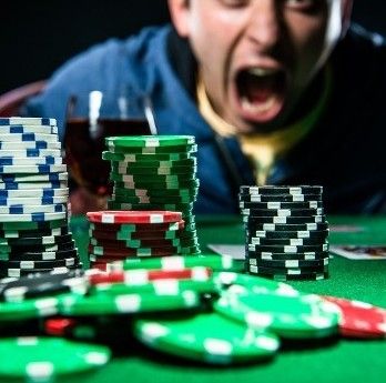 Players can choose to play casino games as they like and place bets 24 hours a day.